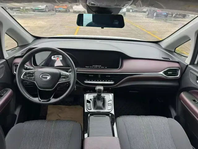 GAC Trumpchi M6 — Фото автомобиля 5