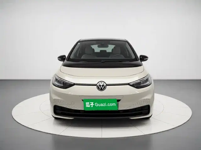 Volkswagen ID.3 — Фото автомобиля 2