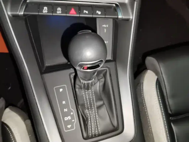 Audi Q3 — Фото автомобиля 13