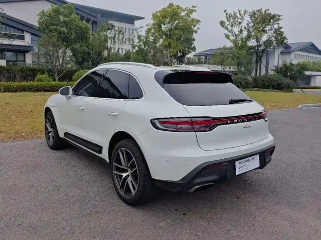 Porsche Macan — Фото автомобиля 3