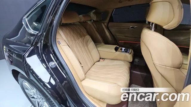 Genesis G80 Бензин 2.5 турбо AWD — Фото автомобиля 11