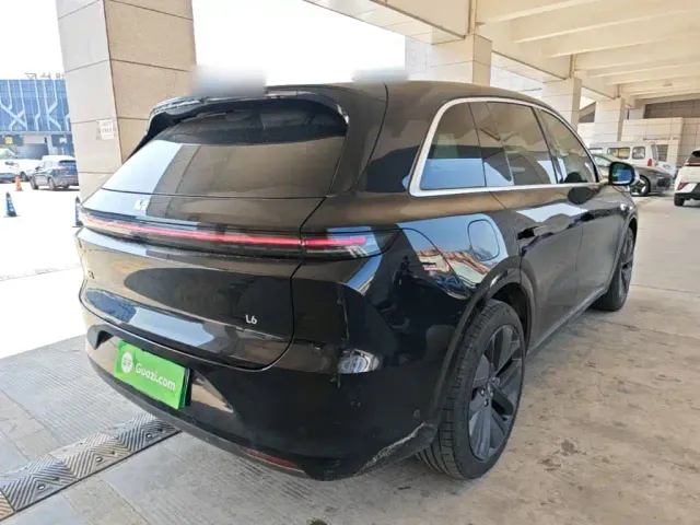 Li Auto L6 — Фото автомобиля 6