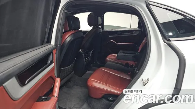 Porsche Cayenne PO536 — Фото автомобиля 17