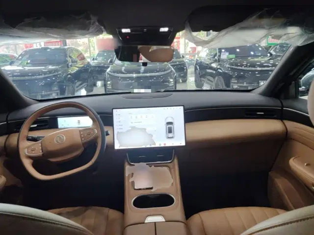 Dongfeng Aeolus L8 — Фото автомобиля 9