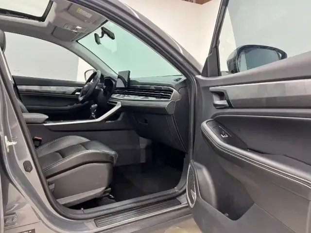 Geely Vision X6 — Фото автомобиля 10