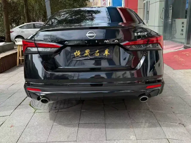 Nissan Teana — Фото автомобиля 5