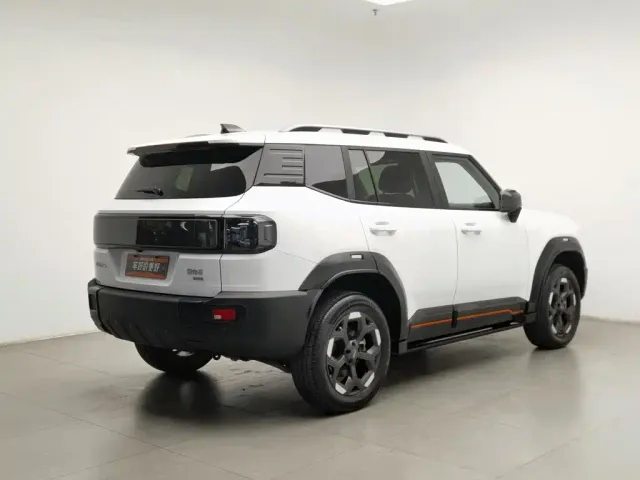 Jetour T1 — Фото автомобиля 2