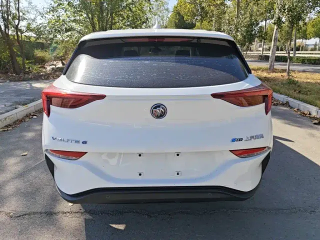 Buick Velite 6 — Фото автомобиля 5