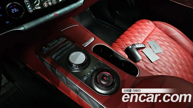 Genesis GV70 2.5T Бензин AWD — Фото автомобиля 9