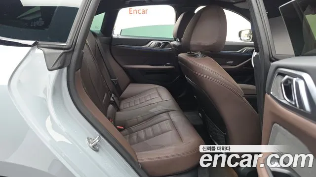 BMW 4 Series G22 — Фото автомобиля 17