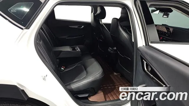 Kia EV6 New — Фото автомобиля 17
