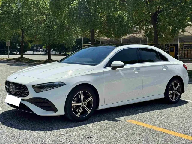 Mercedes-Benz A-Class — Фото автомобиля 8