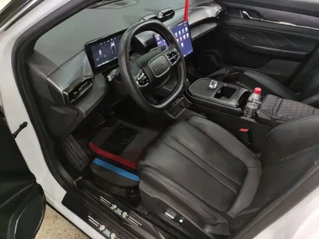 Dongfeng Fengshen L7 — Фото автомобиля 14