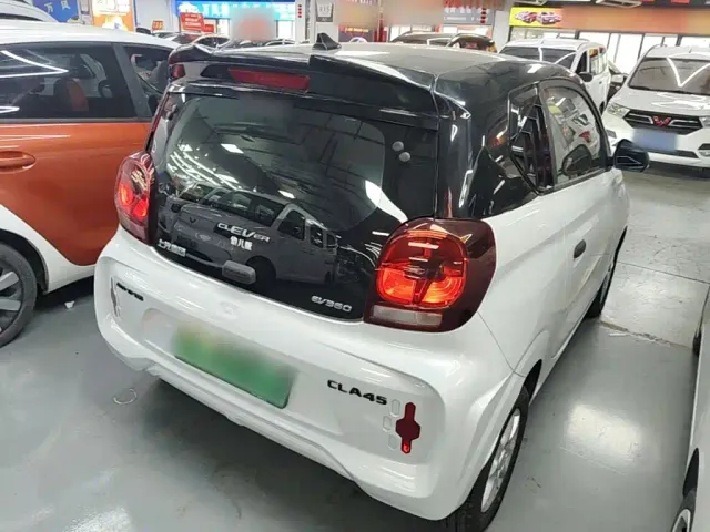 Roewe Clever — Фото автомобиля 6