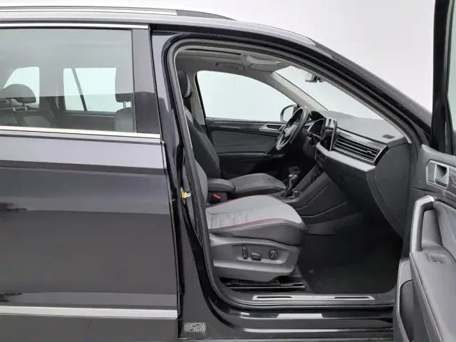 Volkswagen Tiguan L — Фото автомобиля 23