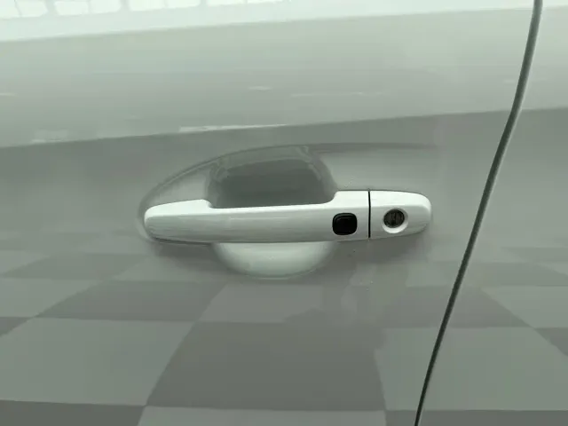 Toyota YARiS L Zhi Xuan — Фото автомобиля 17
