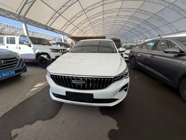 Geely Emgrand — Фото автомобиля 2