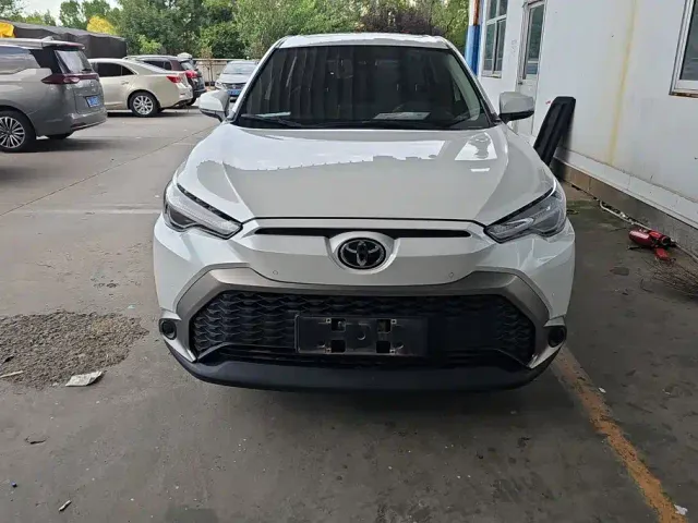 Toyota Frontlander — Фото автомобиля 2