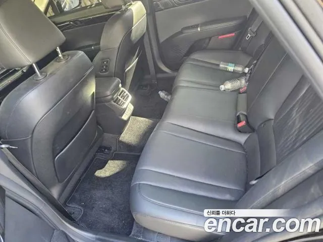 Hyundai Grandeur GN7 — Фото автомобиля 8