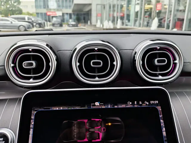 Mercedes-Benz C-Class — Фото автомобиля 13