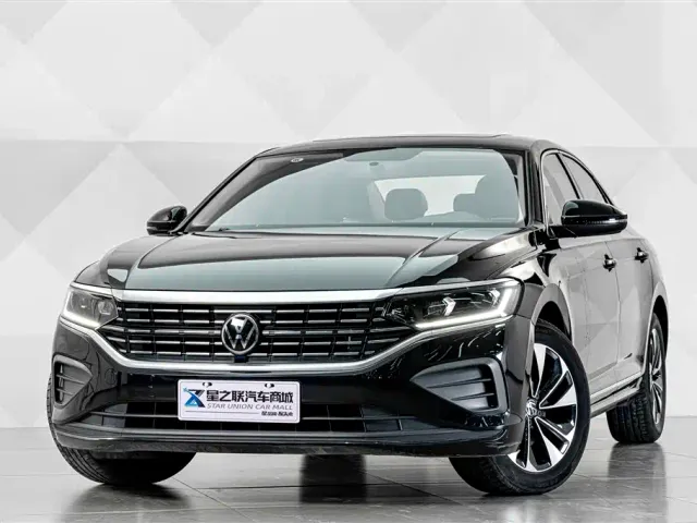 Volkswagen Passat — Фото автомобиля 2