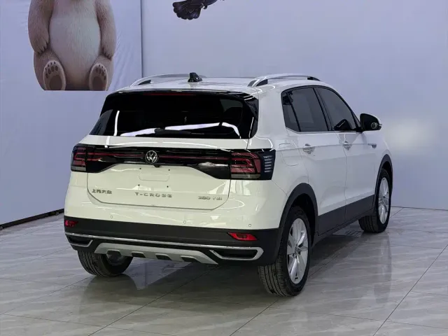 Volkswagen T-Cross — Фото автомобиля 4