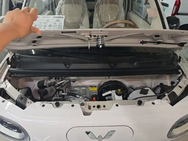 Wuling Hongguang Mini EV — Фото автомобиля 19