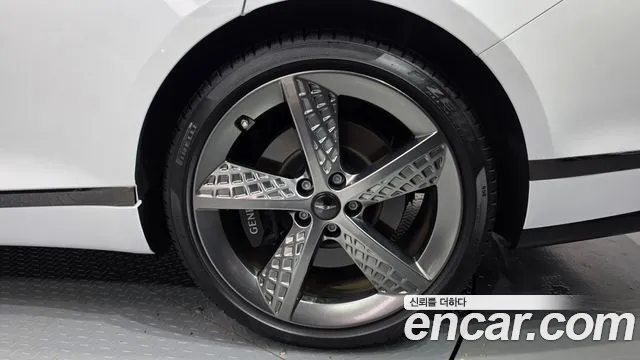 Genesis G80 RG3 — Фото автомобиля 6