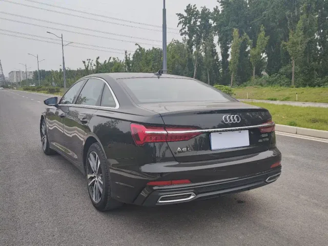Audi A6L — Фото автомобиля 16