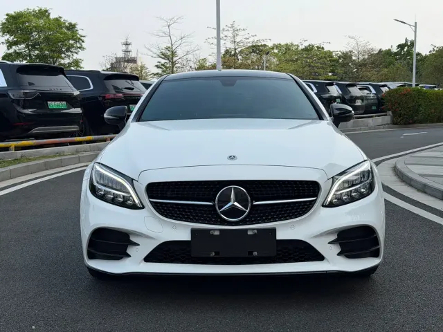 Mercedes-Benz C-Class — Фото автомобиля 2