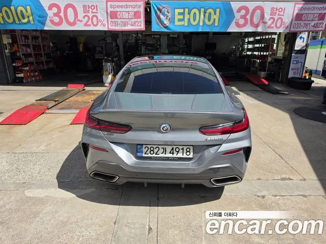 BMW 8 Series G15 — Фото автомобиля 2