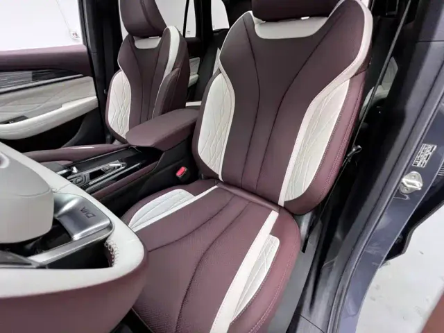 Geely Xingyue L — Фото автомобиля 4