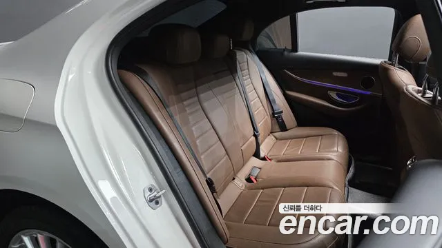 Mercedes-Benz E-Class W213 — Фото автомобиля 17