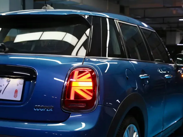 MINI Hatch — Фото автомобиля 5