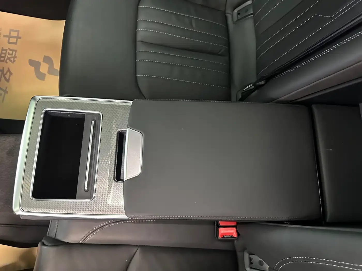 Audi Audi A6L 2023 40 TFSI Luxury Dynamic — Фото автомобиля 9