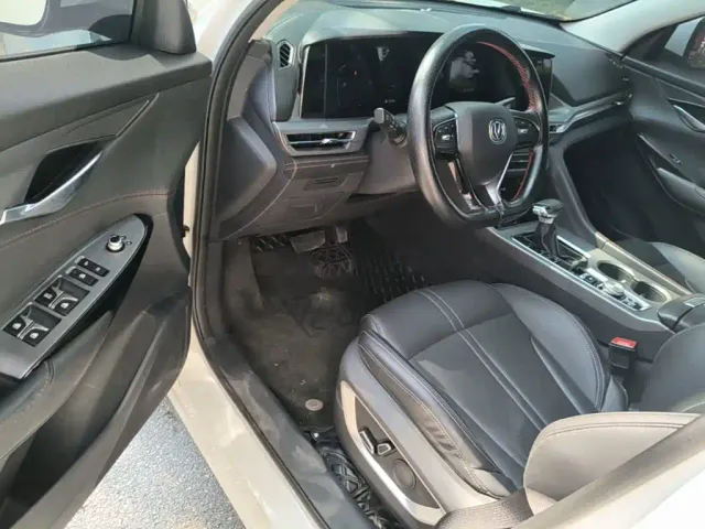 Changan CS75 Plus — Фото автомобиля 15