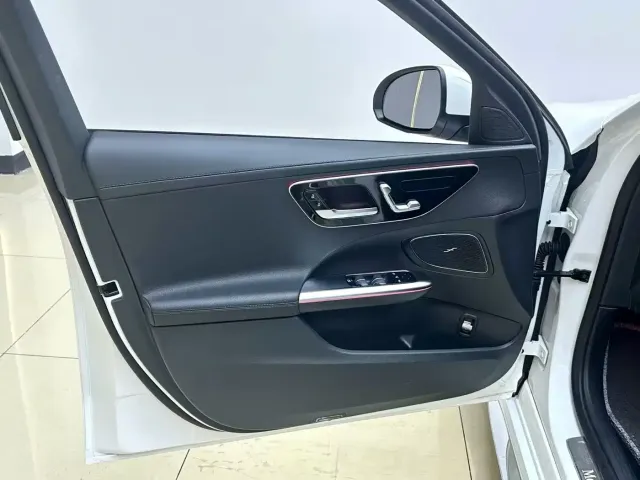 Mercedes-Benz C-Class — Фото автомобиля 17