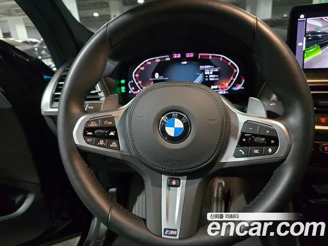 BMW X4 — Фото автомобиля 15