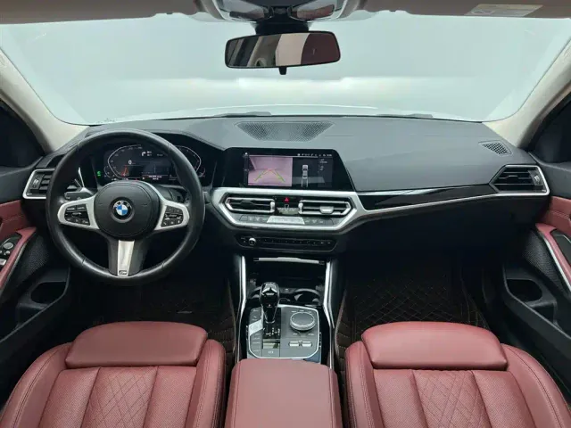 BMW 3 Series — Фото автомобиля 22
