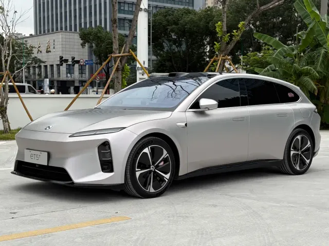 Фотография автомобиля — Nio ET5 Touring