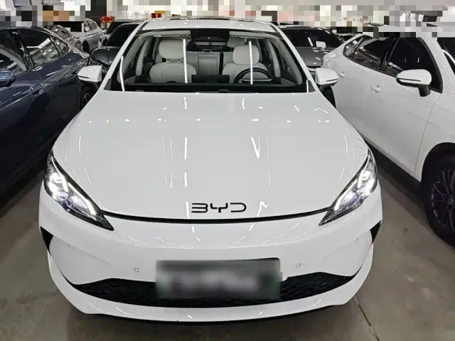 BYD Seal 05 DM-i — Фото автомобиля 2