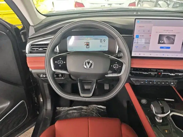 Changan CS75 — Фото автомобиля 10