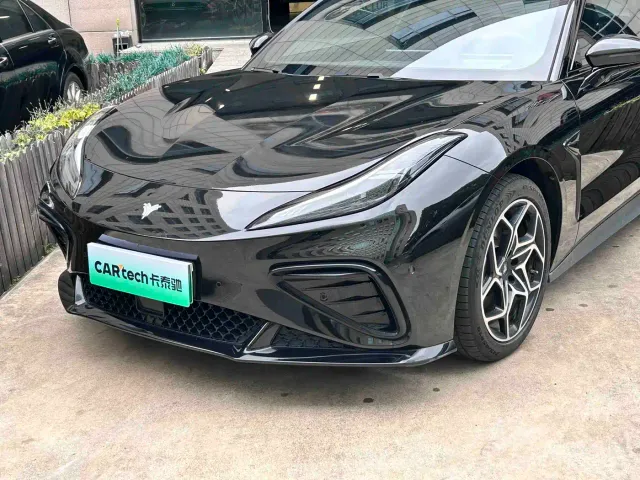 Nezha Auto Nezha GT 2023 560 Sport Edition — Фото автомобиля 3