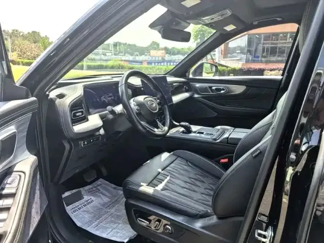 GAC Trumpchi GS8 — Фото автомобиля 5