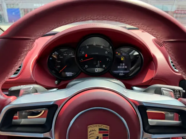 Porsche 718 — Фото автомобиля 10