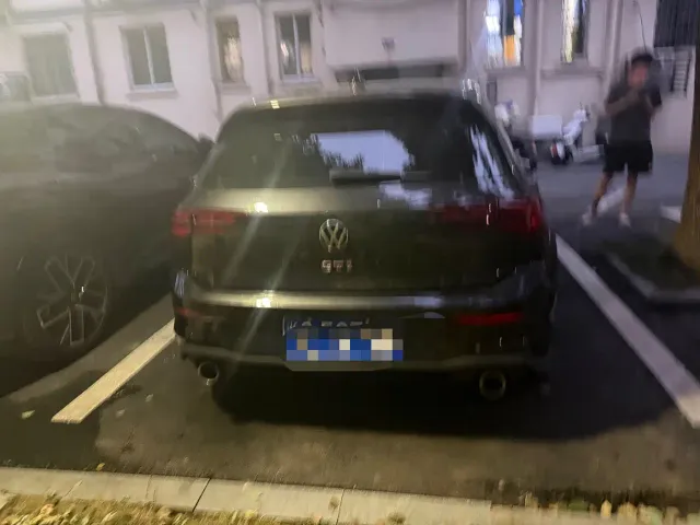 Volkswagen Golf GTI — Фото автомобиля 8