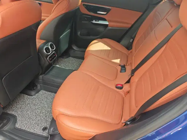 Mercedes-Benz GLC-Class — Фото автомобиля 16