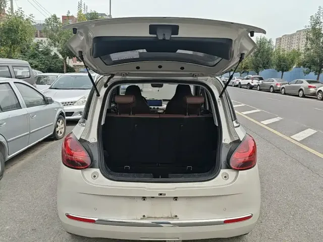 Wuling Bingo — Фото автомобиля 18