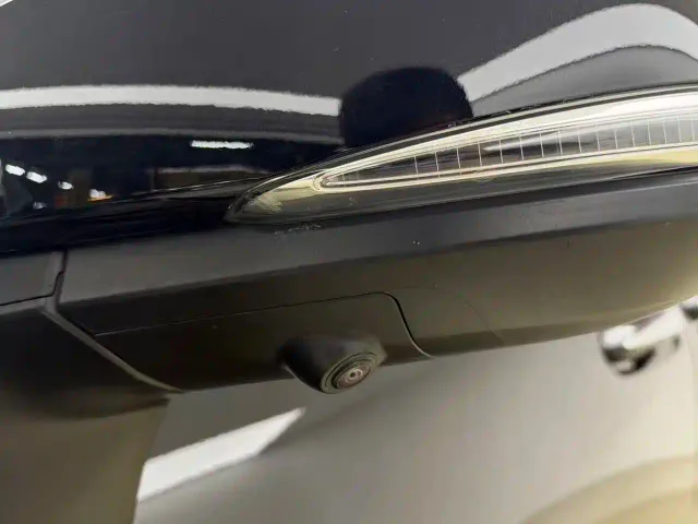Toyota Sienna — Фото автомобиля 12