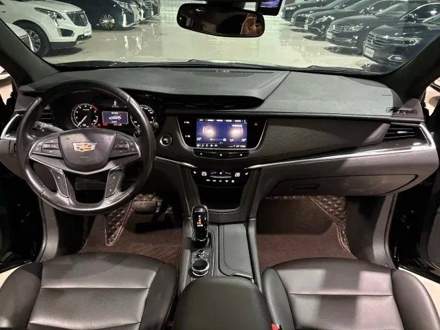 Cadillac XT5 — Фото автомобиля 12